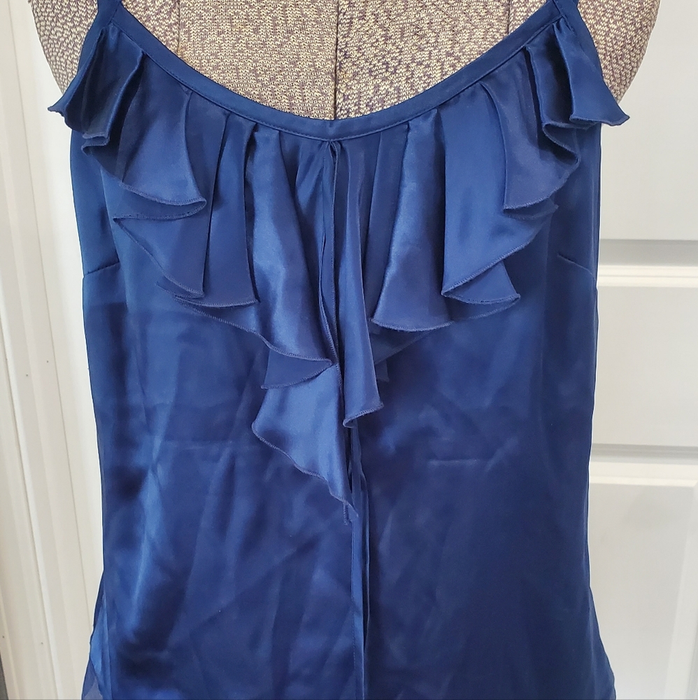 Ann Taylor size 4 light weight ruffle tank navy blue